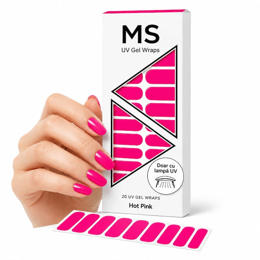 Folii gel UV MS Hot Pink aplicate pe unghii, lângă ambalaj
